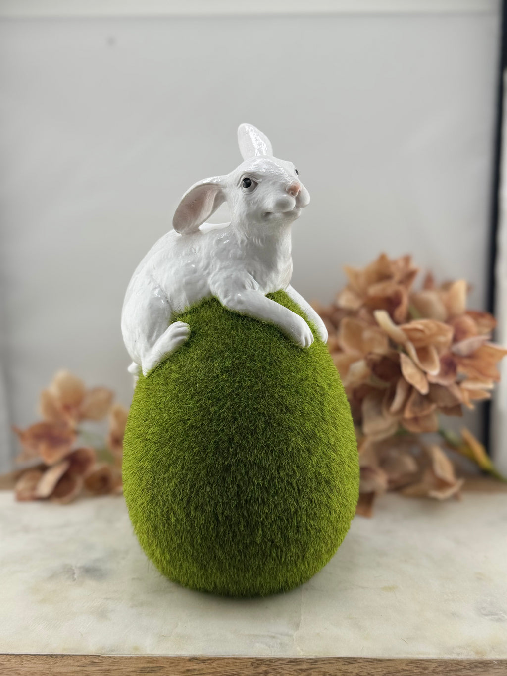 KK 7.25 Inch Moss Egg With Rabbit