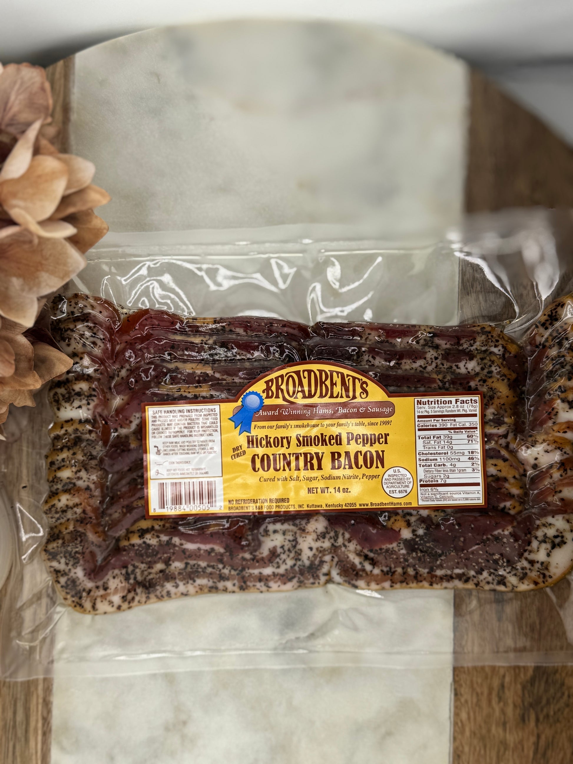 Broadbents Smoked Pepper Bacon Sliced