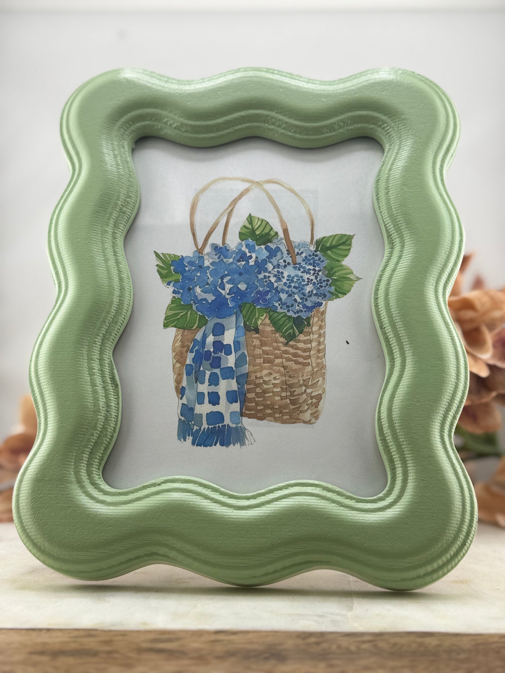 TC Wavy Wood Frame