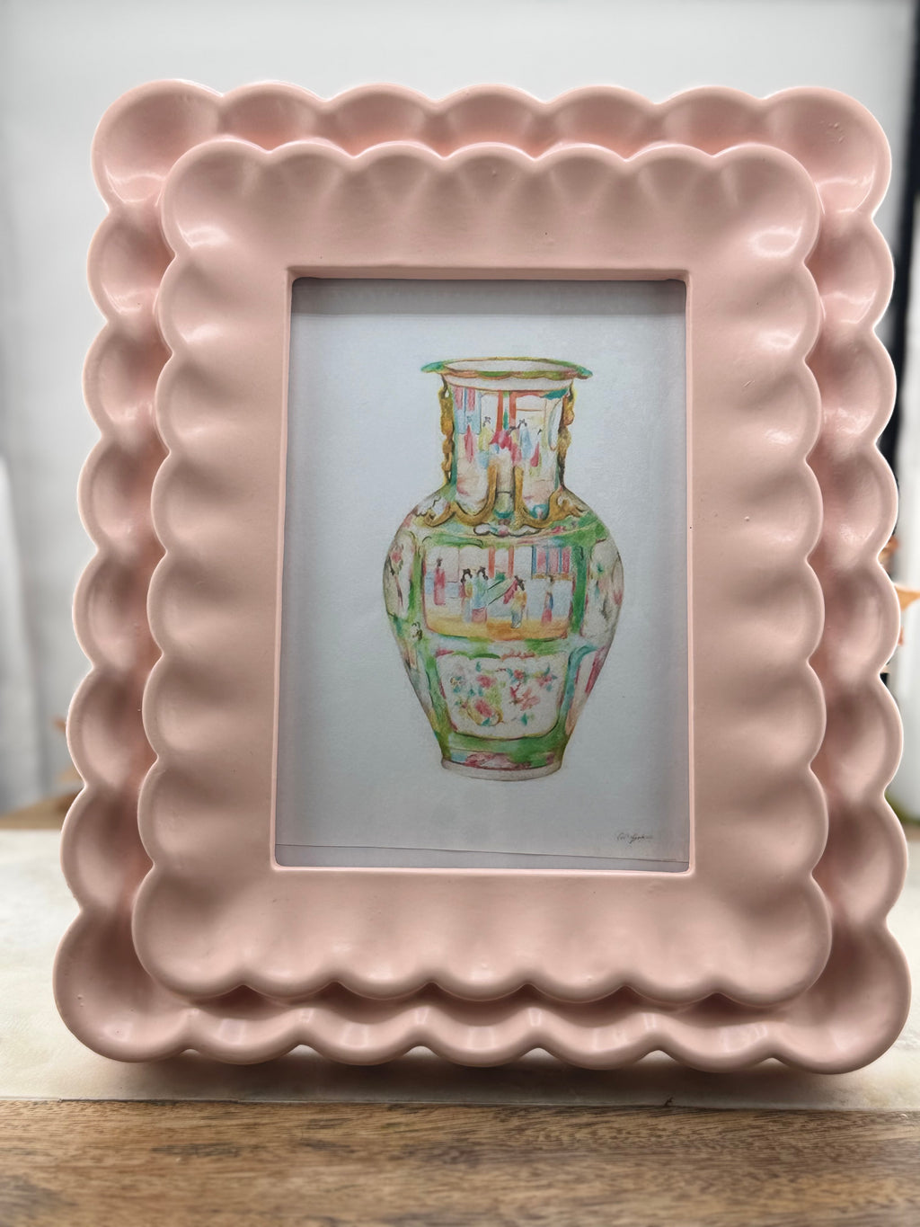 TC Scalloped Frame