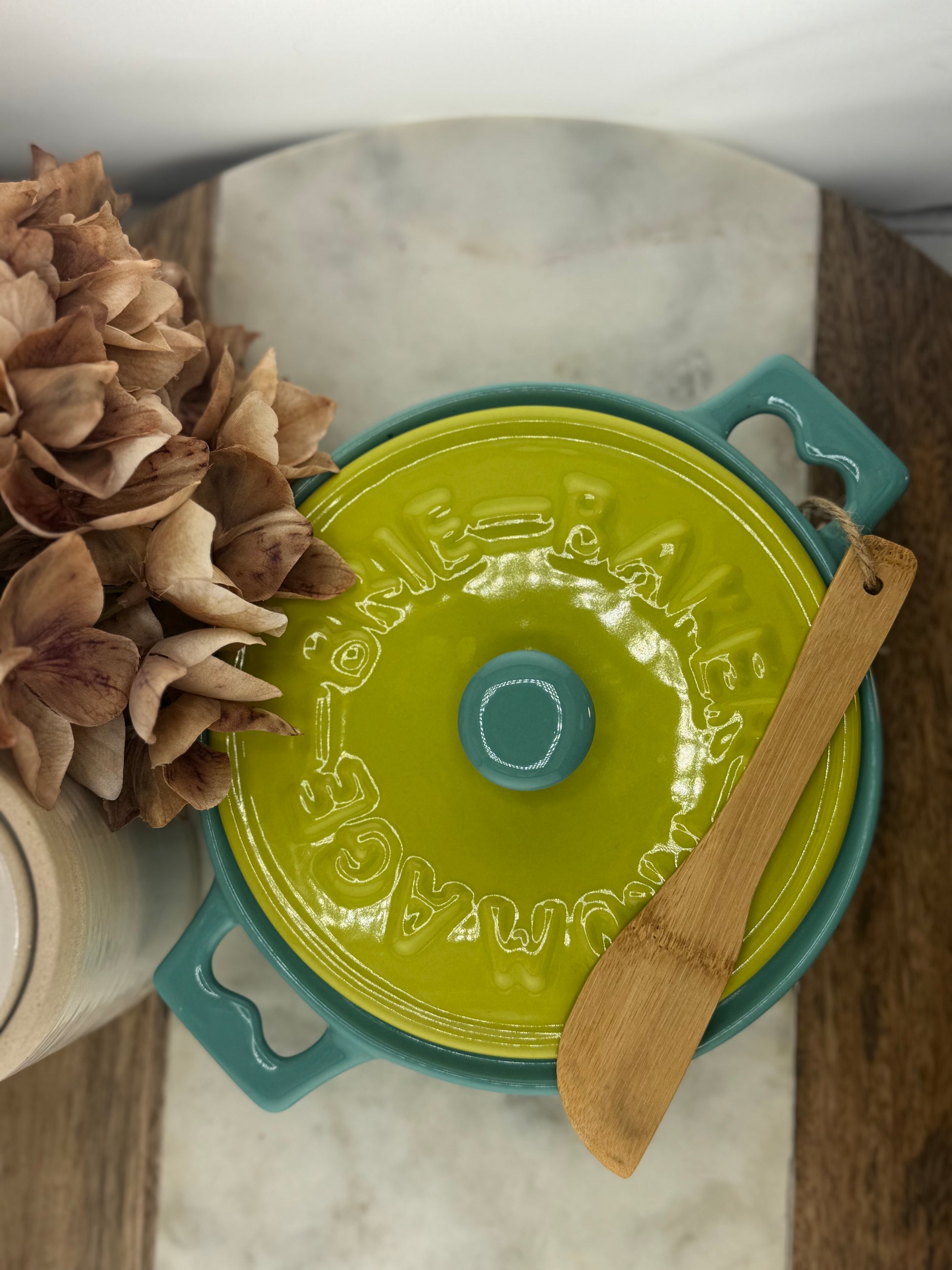 Stoneware Brie Baker w/Lid & Spreader