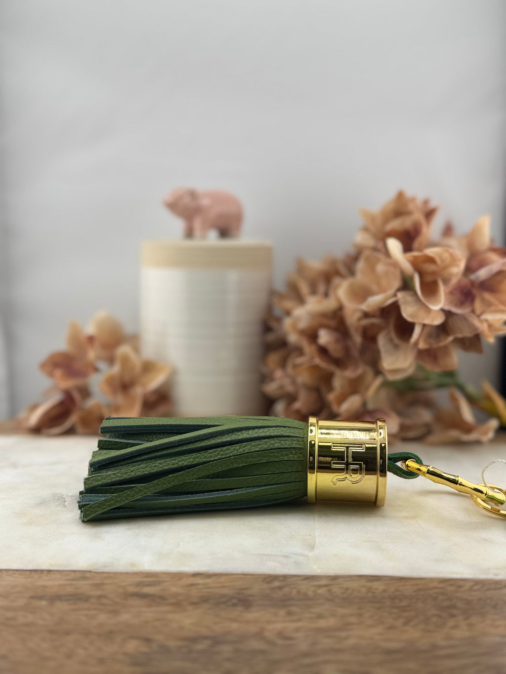 HR Octopus Tassels