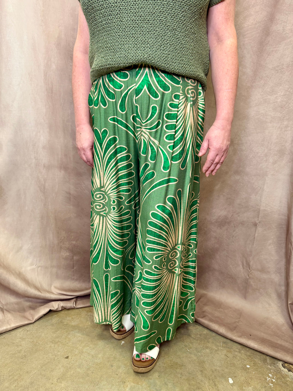 UM Palm Leaf Pant- Island Green
