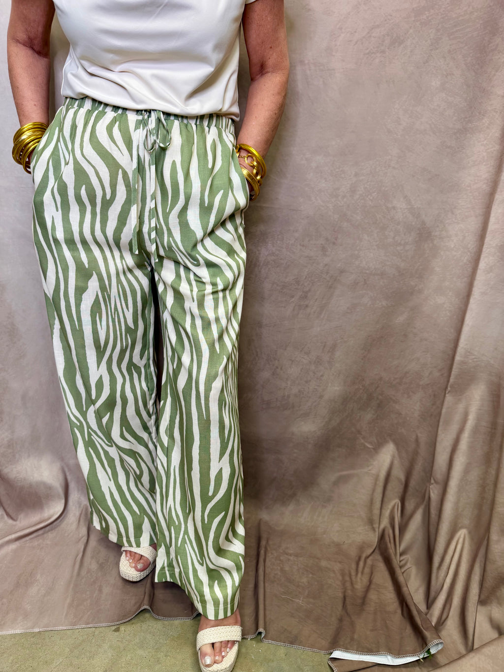 EN Sage Green Zebra Stripe Pant