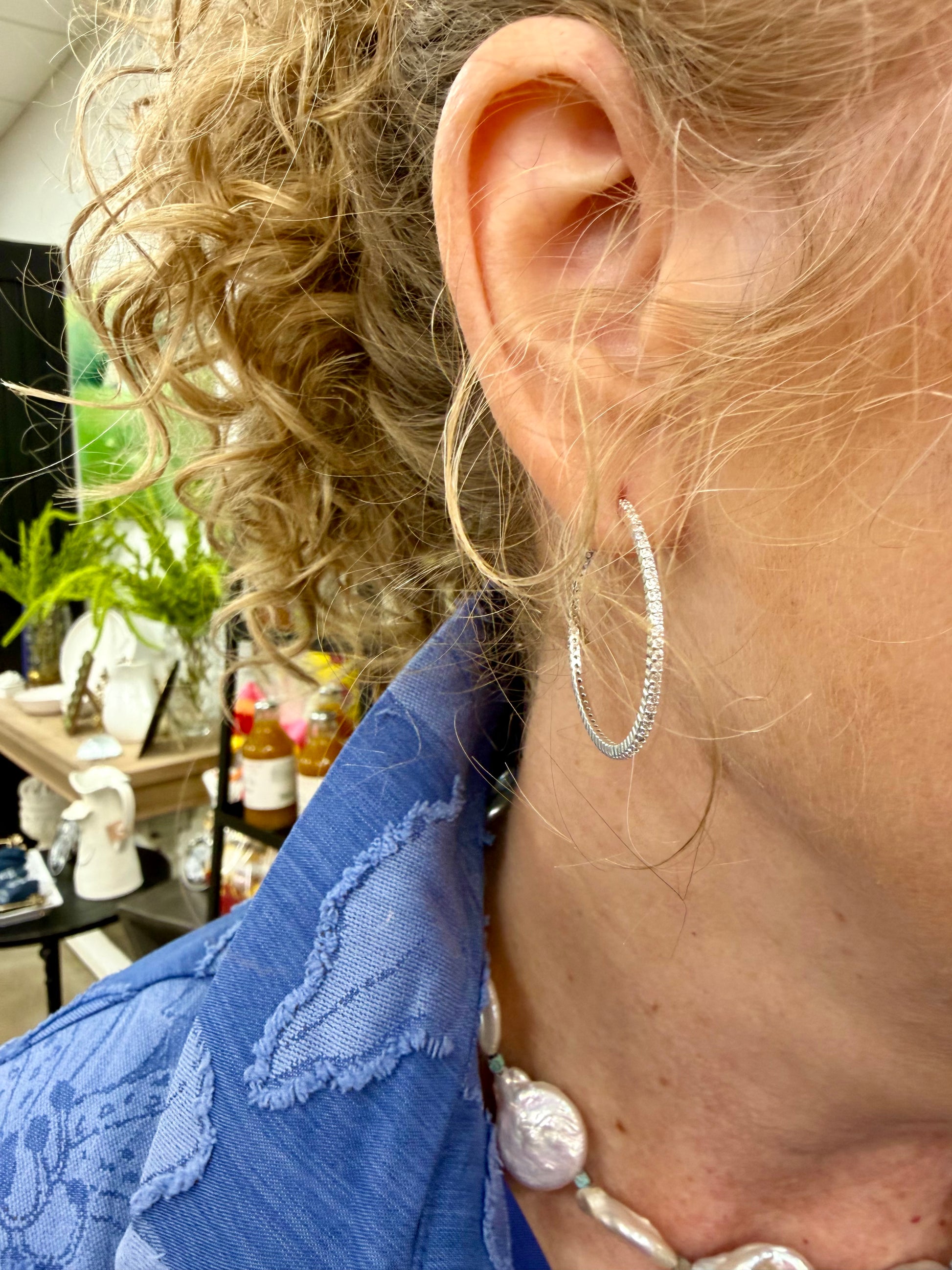 JV Windsor Hoop Earrings