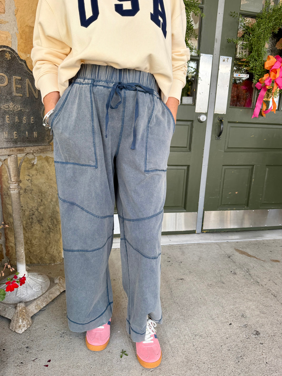 EE Wide Leg Pant