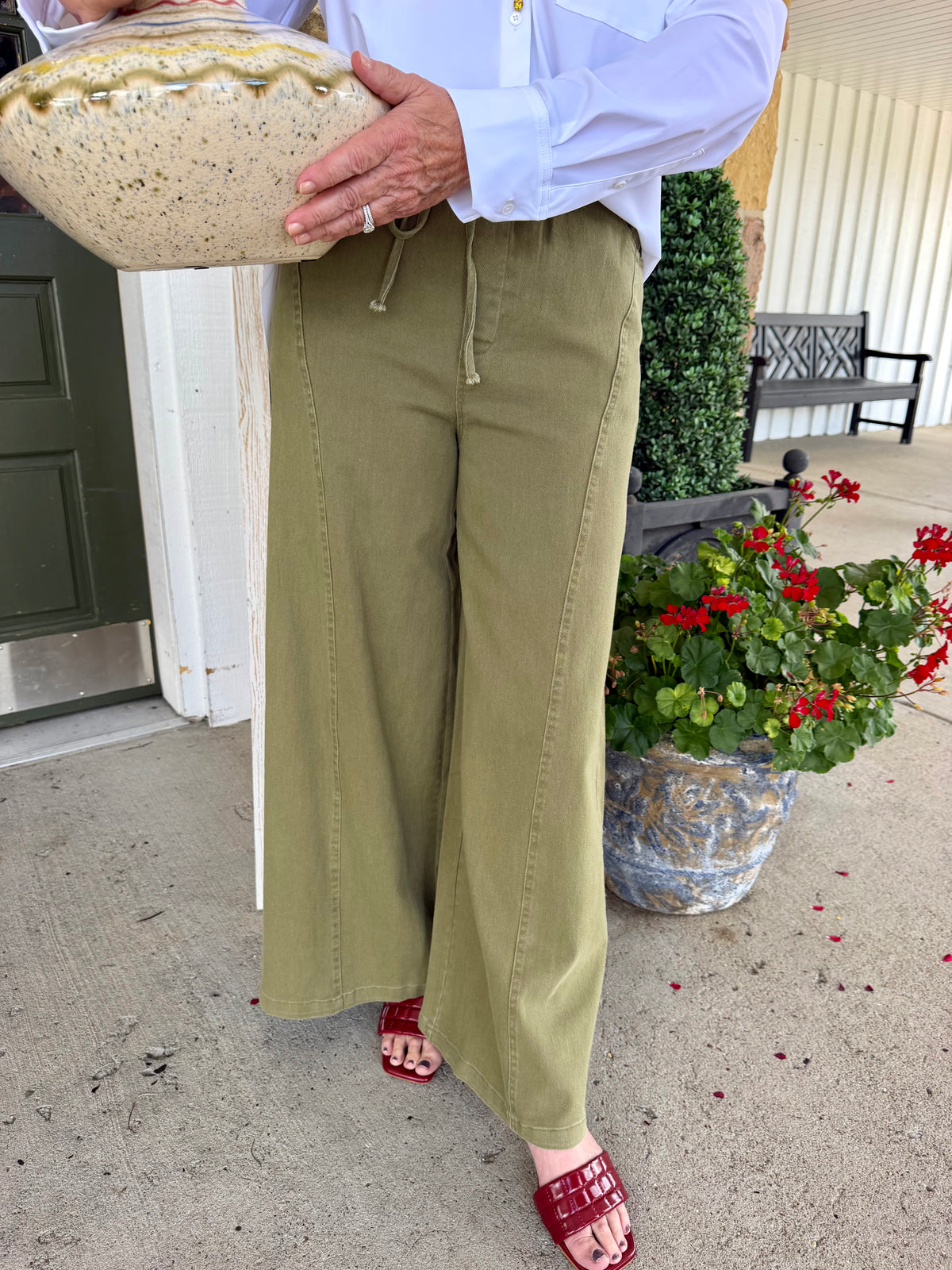 EE Mineral Washed Wide Leg Pants
