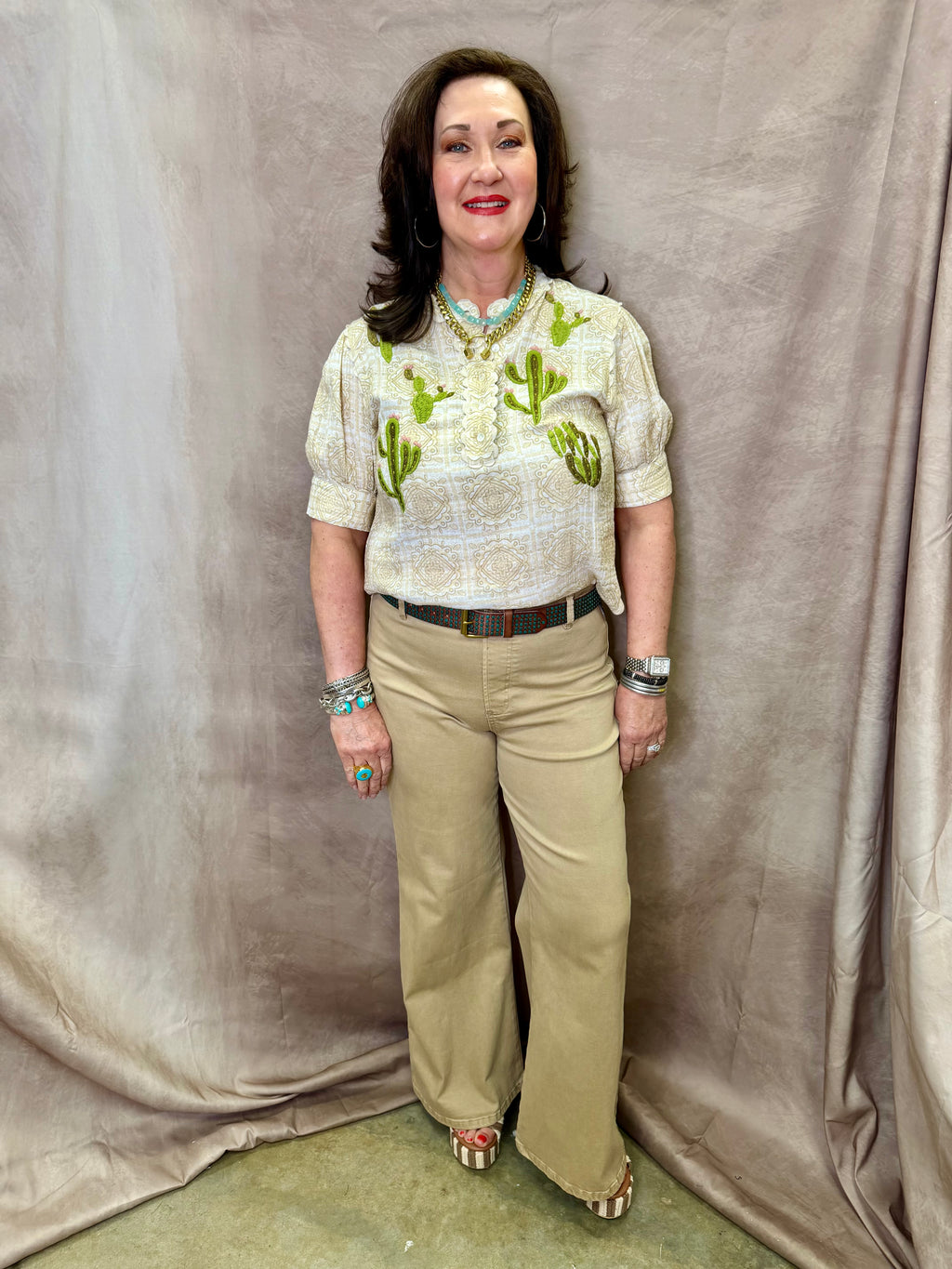 IJ Nopal Top w/ Green Embroidered Cactus
