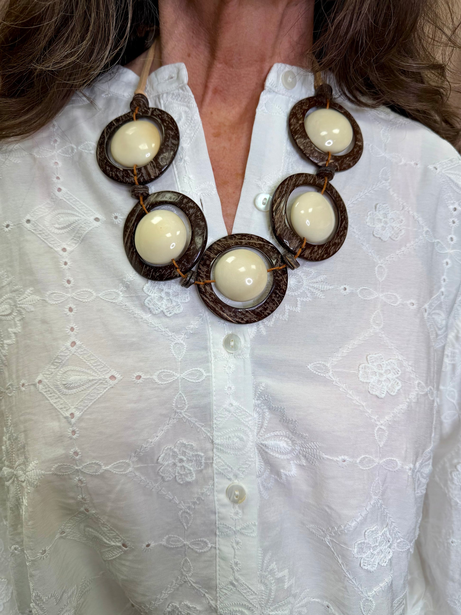 TA Volcan Necklace Ivory
