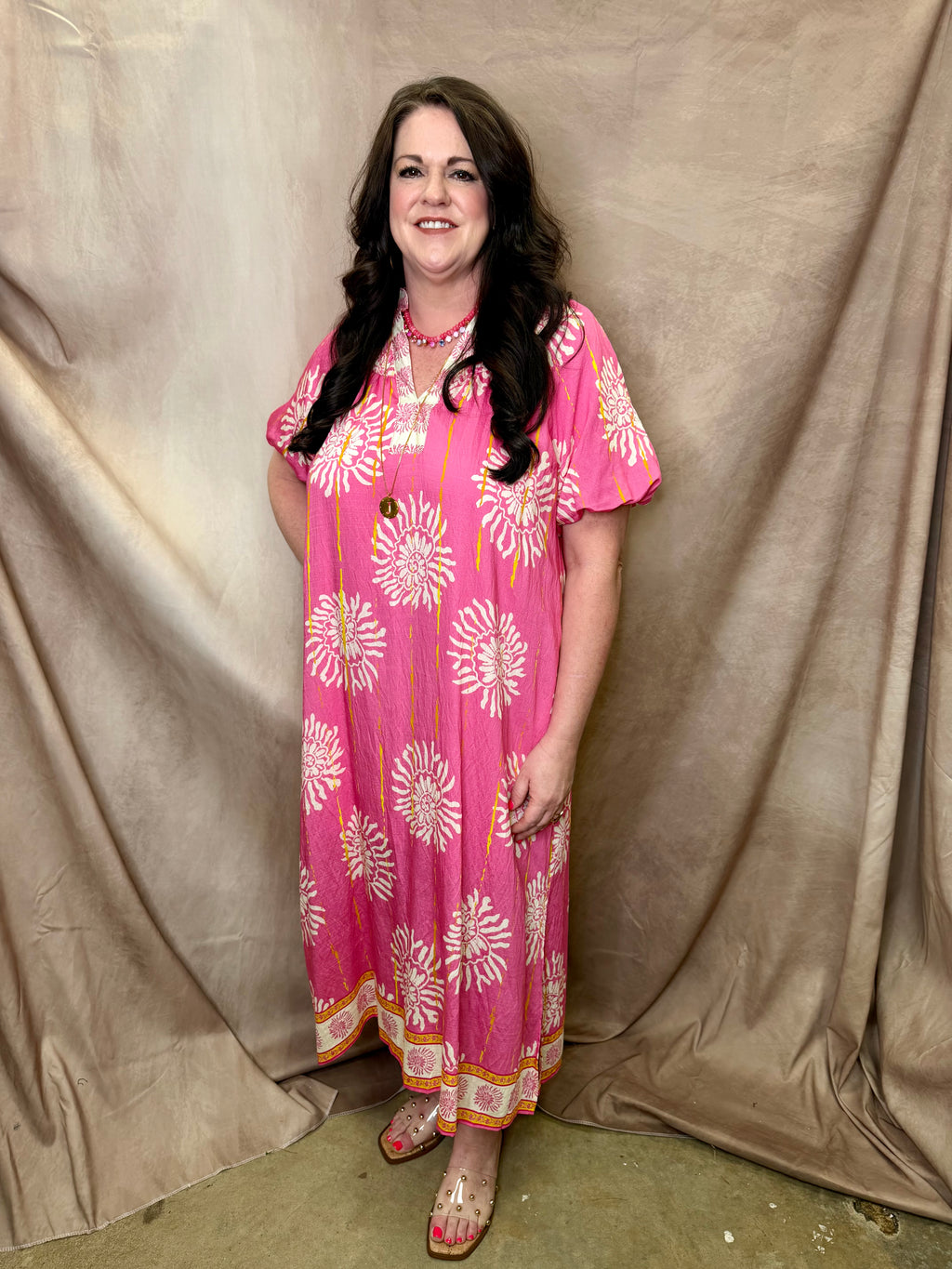 UM Short Sleeve Dress w/ Cream Flower Design