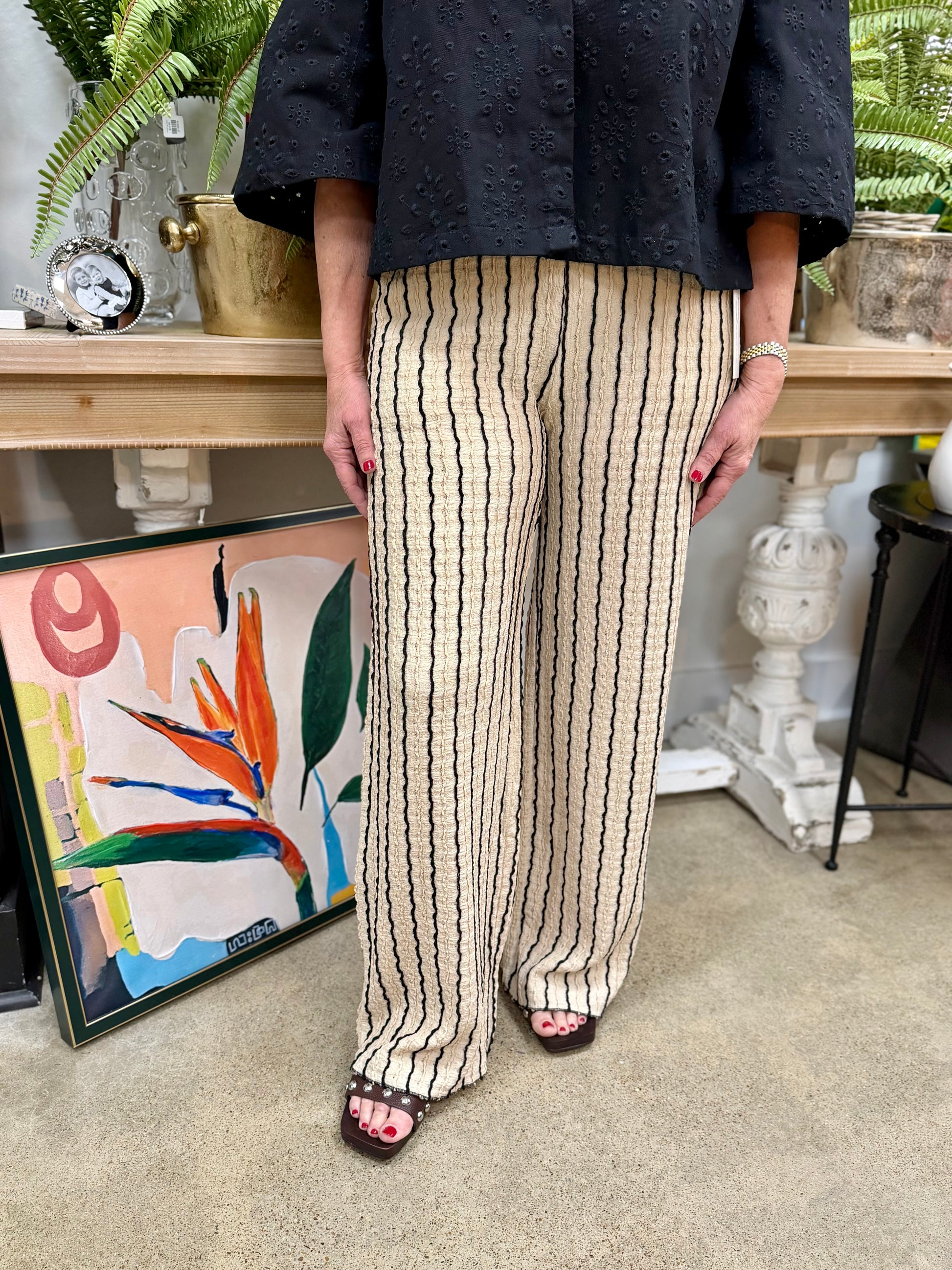 VH Wide Leg Knit Pant W/ Black Side Stripe