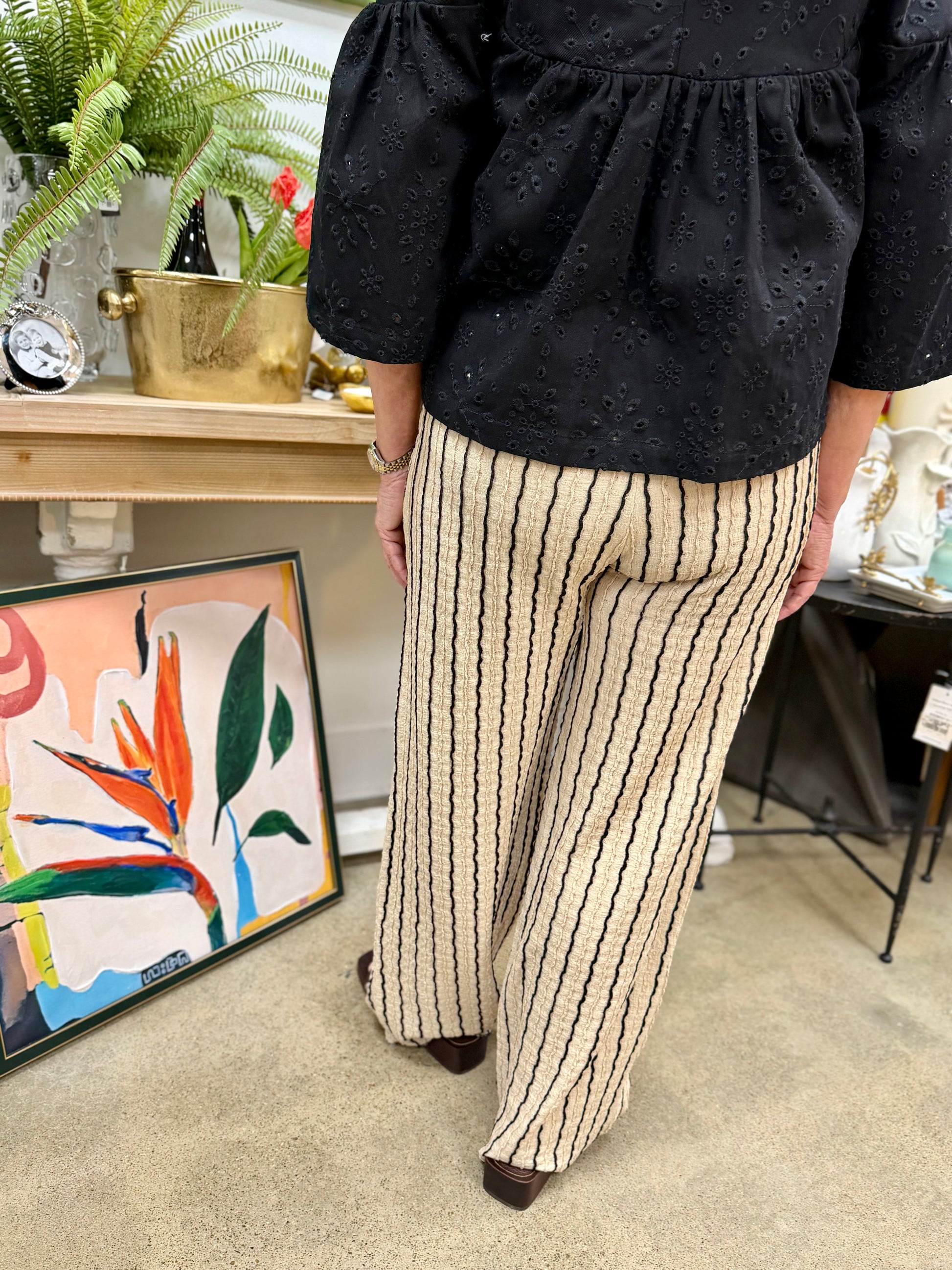 VH Wide Leg Knit Pant W/ Black Side Stripe