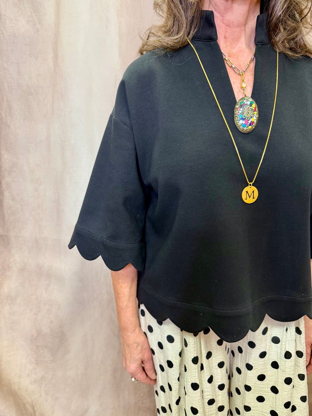 EN Scalloped Special Top